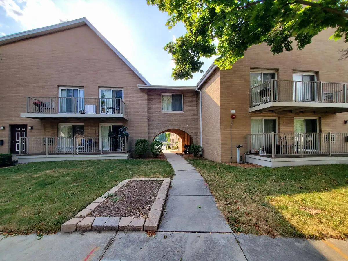 undefined apartments for rent - image - large (1).jpg2